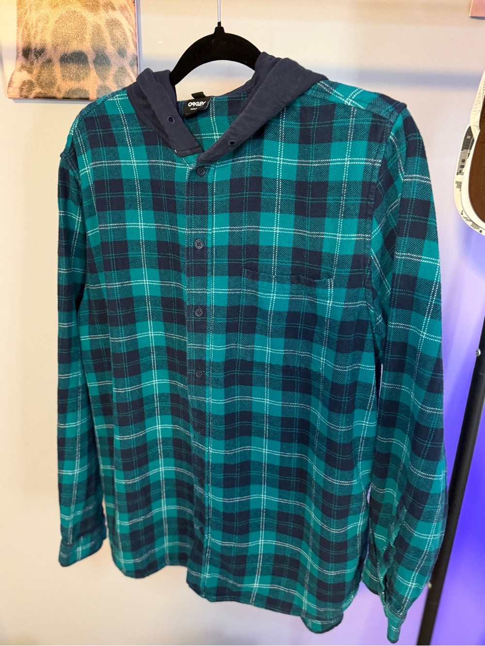 Oakley Teal & Navy Plaid Hooded Button-Up